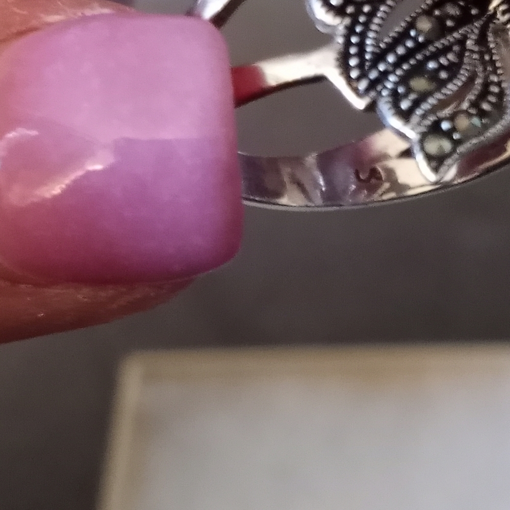 SS MARCASITE BUTTERFLY RING SIZE 8 - Picture 2 of 4